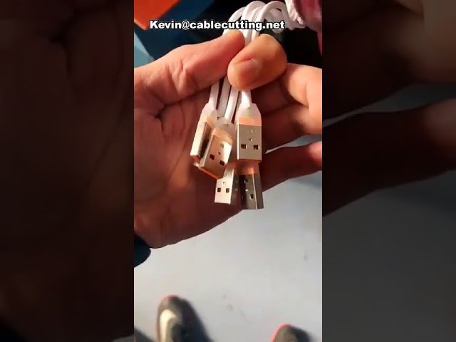 Mesin Acuan Suntikan Plastik Menegak Berprestasi Tinggi untuk Automasi Industri