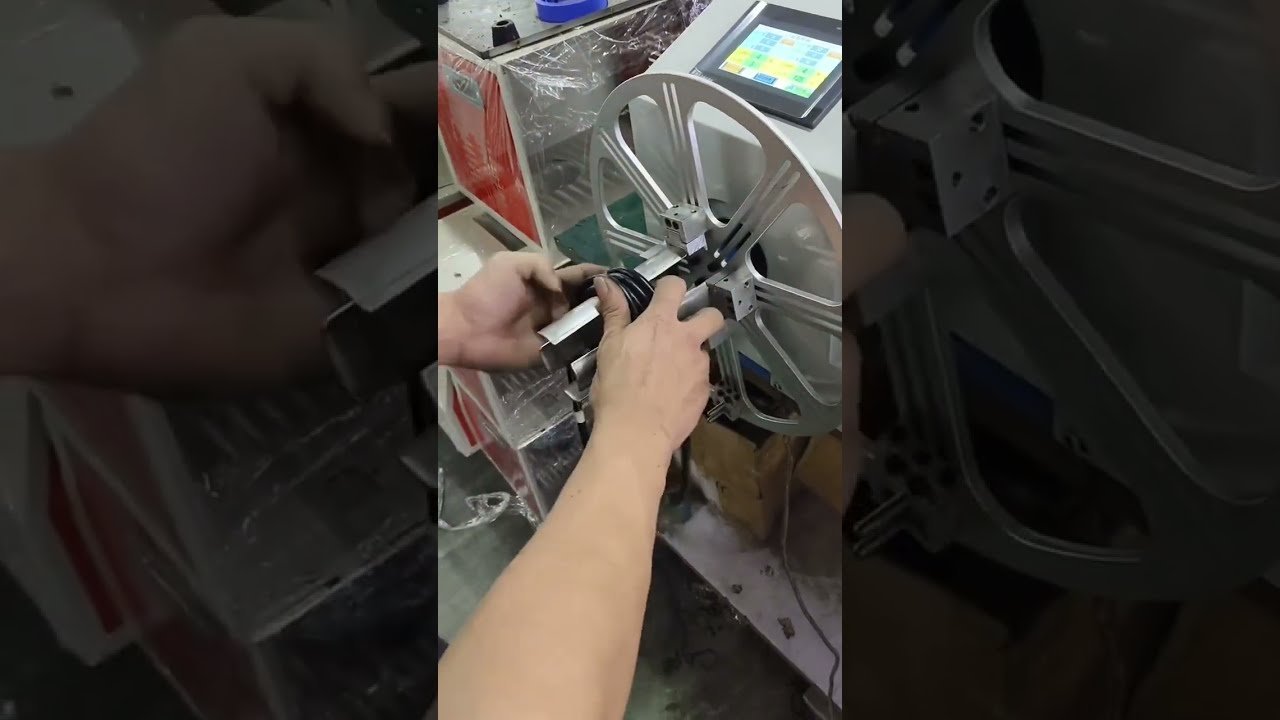 Mesin Penggulung dan Pengikat Wayar Automatik – Ciri Penahan Kepala & Ekor #kilang #mesin