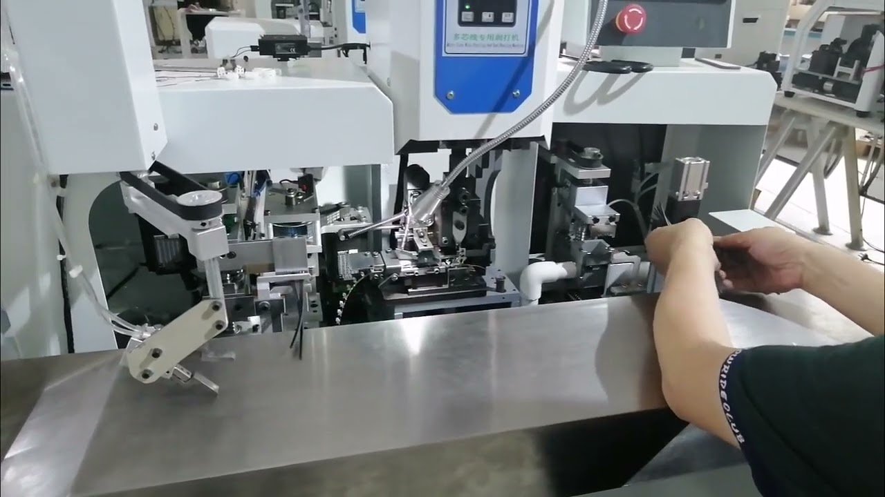 Automasi Wayar Selari: Belah, Tanggalkan, Crimp & Pasang ke Perumah
