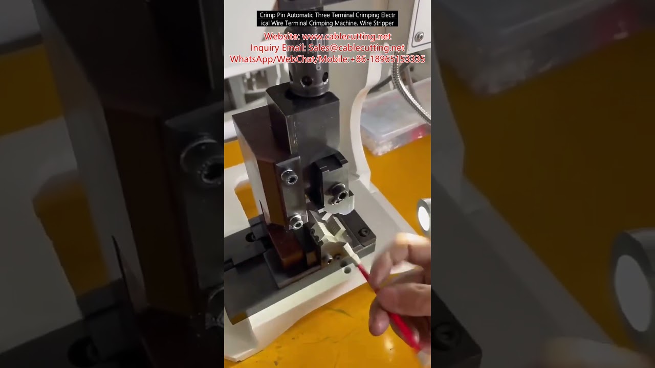 Mesin Crimping Automatik Tiga Terminal: Pengetrip & Crimping Pin Wayar Elektrik Berprestasi Tinggi