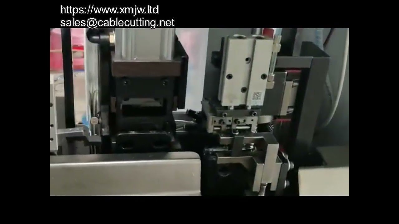 Mesin Pemotong Wayar & Crimping Terminal Automatik Sepenuhnya – Plug Automatik