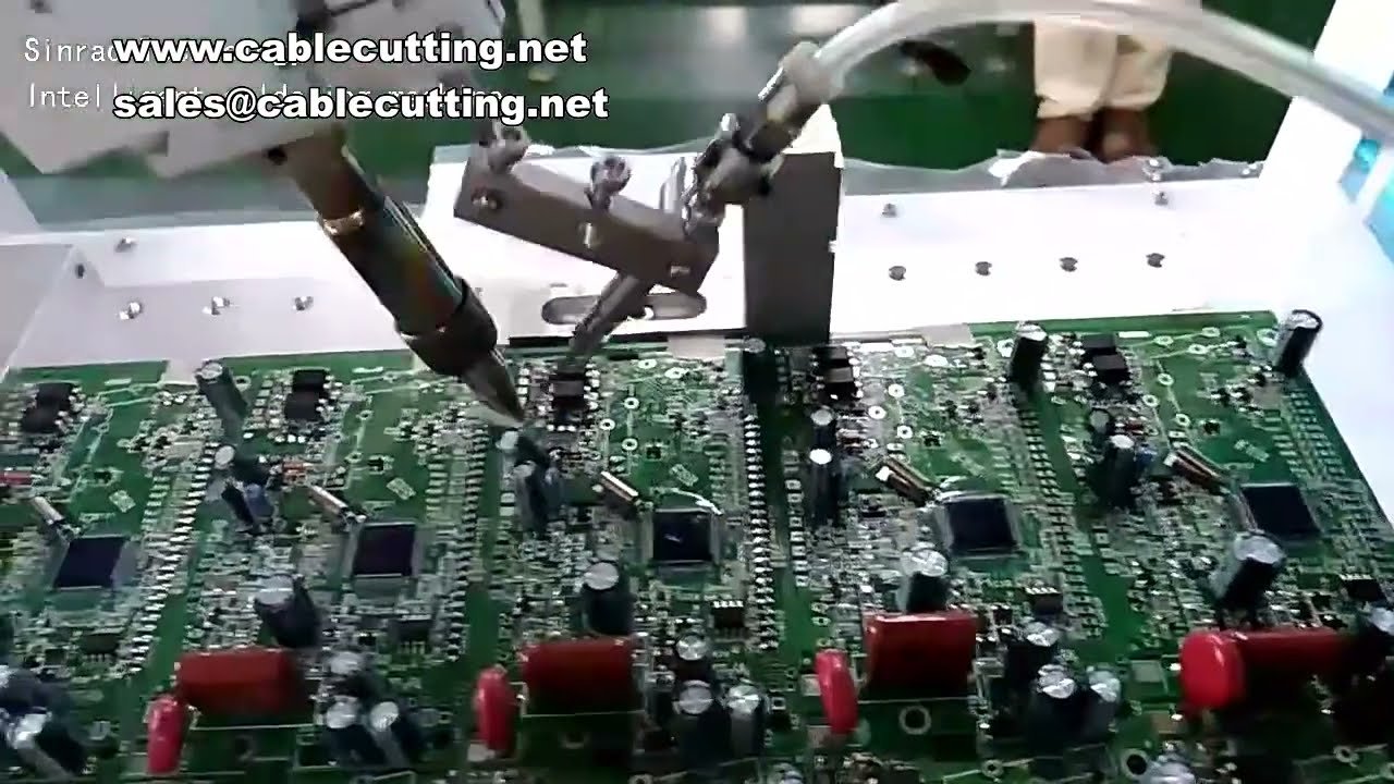 Mesin Pemateri 400W Kuasa Tinggi Frekuensi Tinggi dengan Sistem Berputar Lima Paksi – Cepat & Tepat