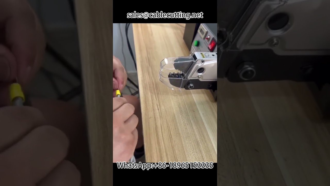 Mesin Crimping Terminal Elektrik untuk Automasi Kilang