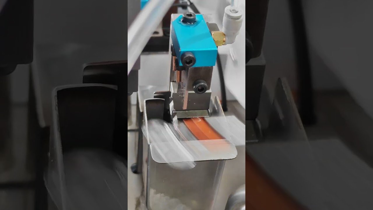 Krimping Terminal Abah-Abah Voltan Tinggi untuk Kenderaan Elektrik #mesin #pengupasKabel